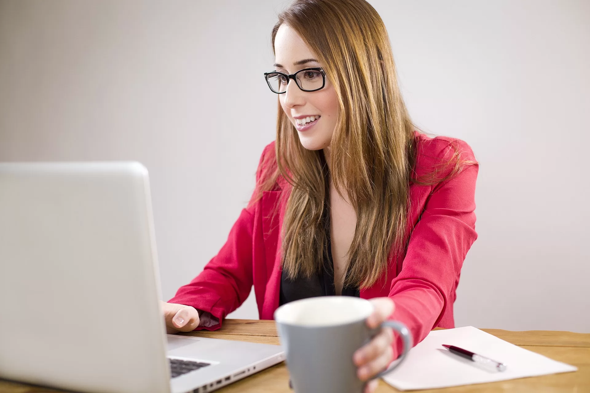 women on computer